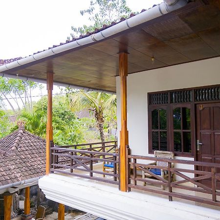 Matahari Tulamben Guesthouse Экстерьер фото